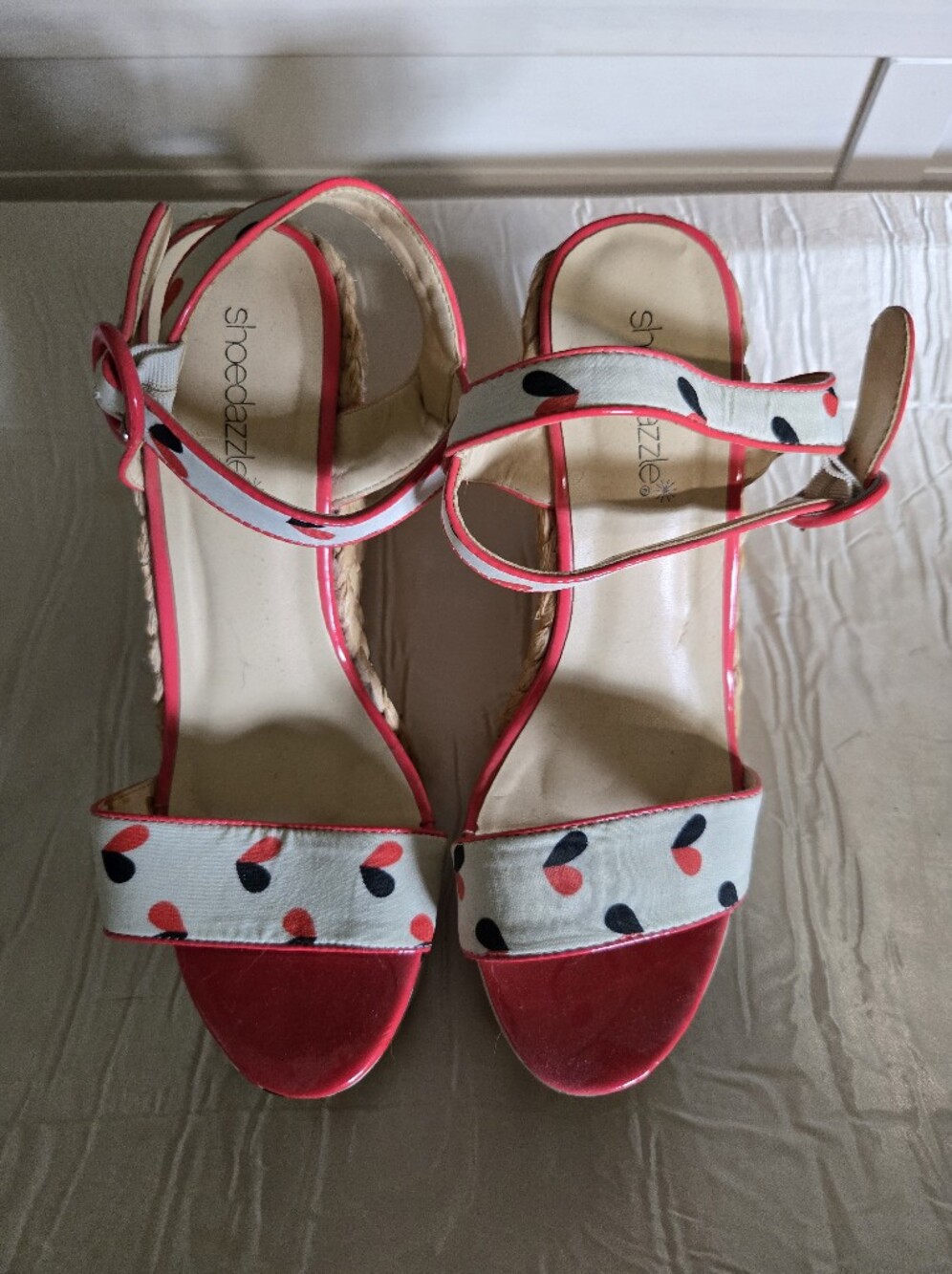 Shoe Dazzle Red, Black & White Heart-Print Ankle-Strap Wedges